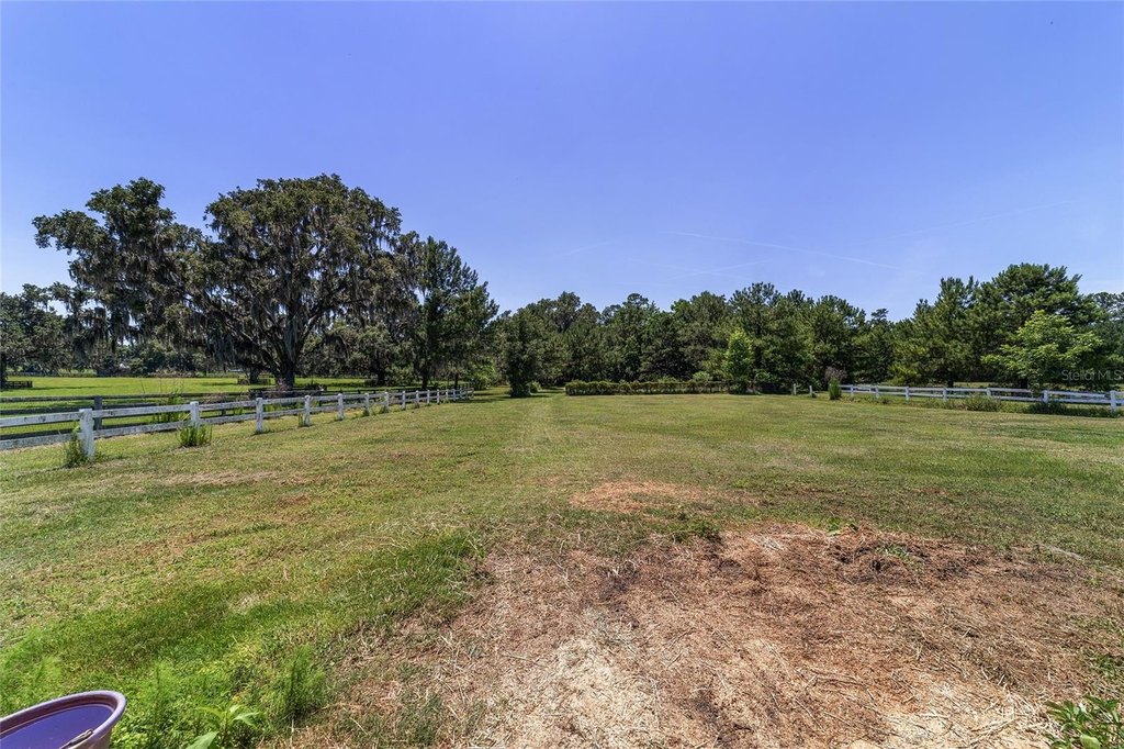 REDDICK, Florida, 32686, United States, 3 Bedrooms Bedrooms, ,2 BathroomsBathrooms,Residential,Forsale,1905409