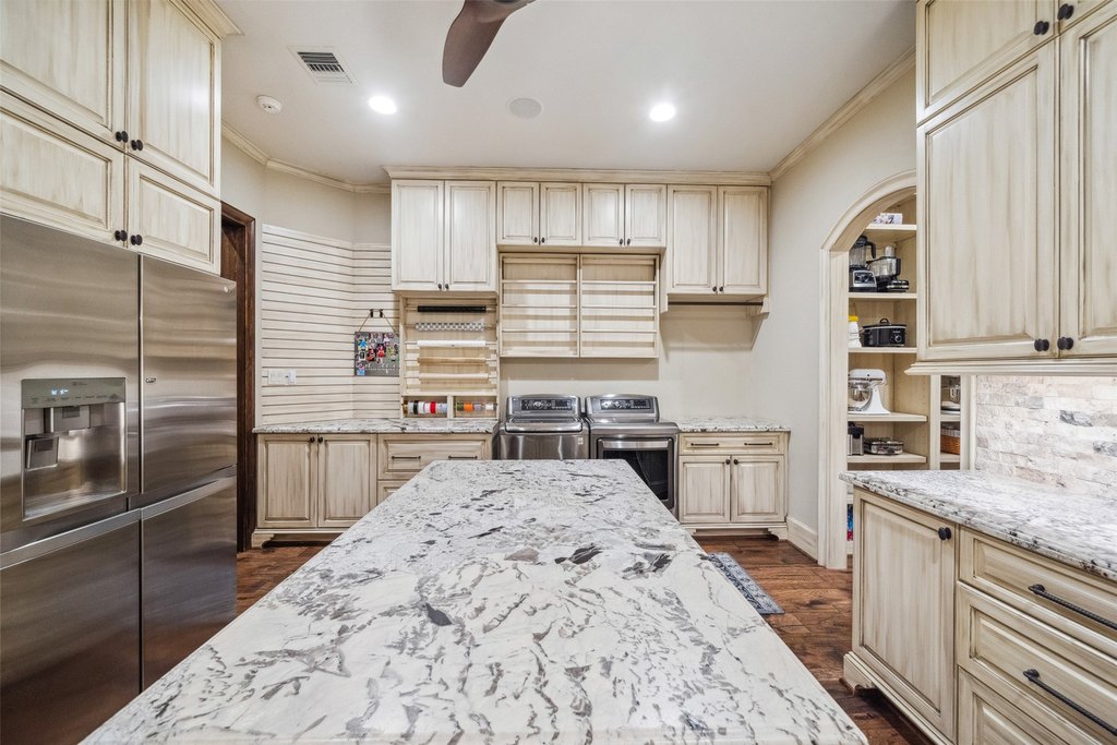 New Caney, Texas, 77357, United States, 5 Bedrooms Bedrooms, ,5.5 BathroomsBathrooms,Residential,Forsale,2008440