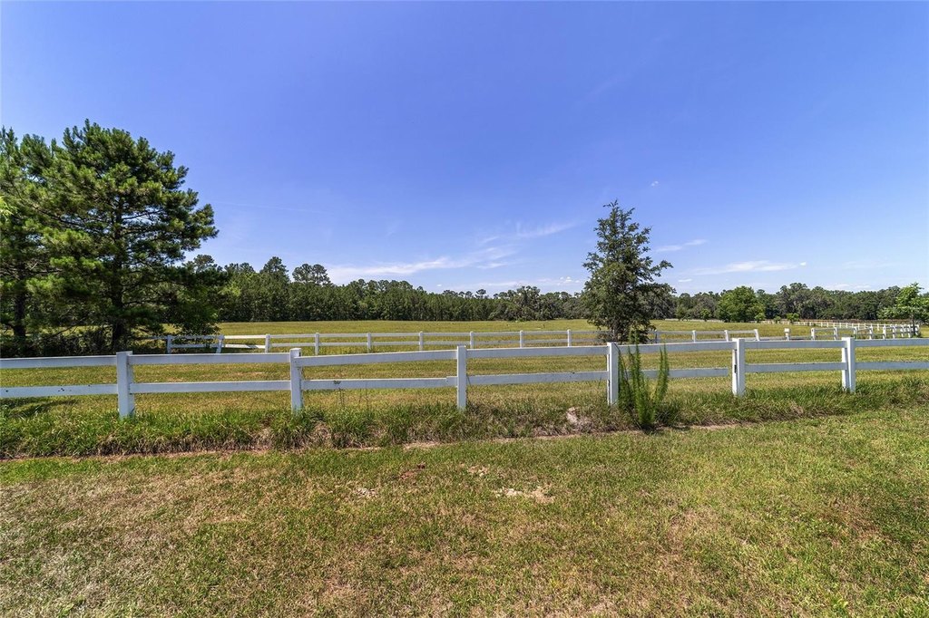 REDDICK, Florida, 32686, United States, 3 Bedrooms Bedrooms, ,2 BathroomsBathrooms,Residential,Forsale,1905409