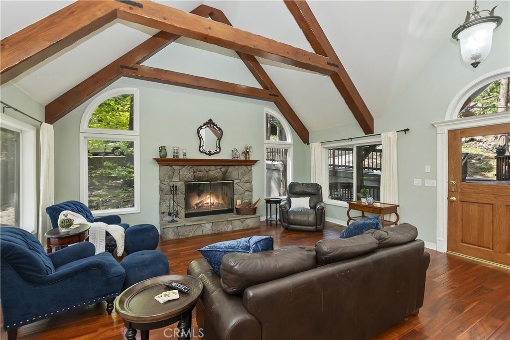 Lake Arrowhead, California, 92352, United States, 3 Bedrooms Bedrooms, ,2 BathroomsBathrooms,Residential,Forsale,1934028