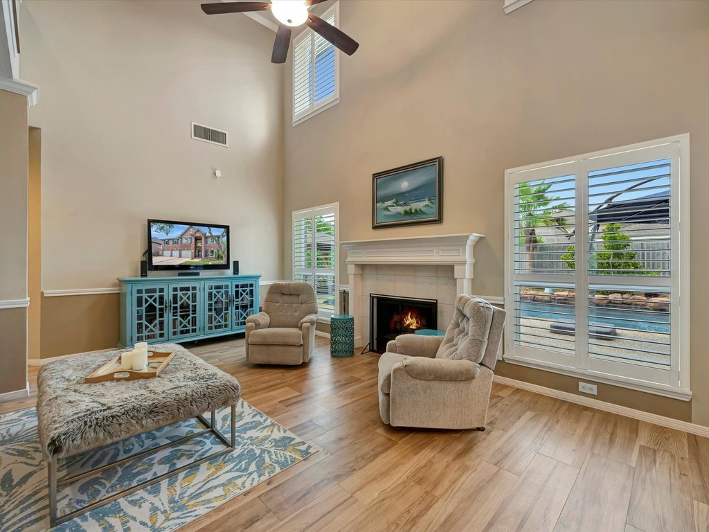 Houston, Texas, 77059, United States, 5 Bedrooms Bedrooms, ,3 BathroomsBathrooms,Residential,Forsale,1889154