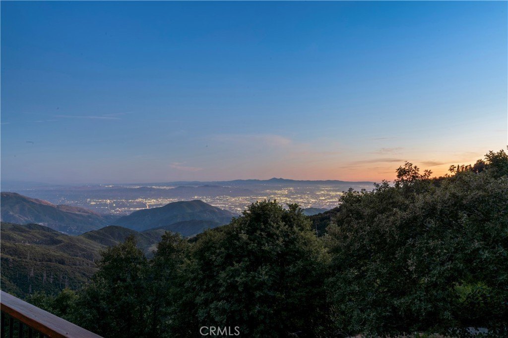 Lake Arrowhead, California, 92385, United States, 2 Bedrooms Bedrooms, ,2.5 BathroomsBathrooms,Residential,Forsale,1908063