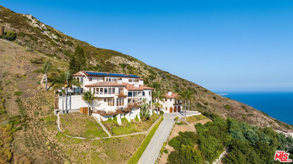Malibu, California, 90265, United States, 6 Bedrooms Bedrooms, ,6 BathroomsBathrooms,Residential,Forsale,1904935