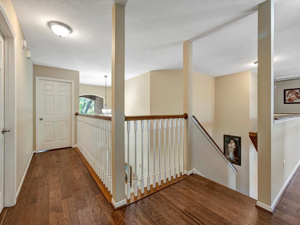 Houston, Texas, 77059, United States, 5 Bedrooms Bedrooms, ,3 BathroomsBathrooms,Residential,Forsale,1889154