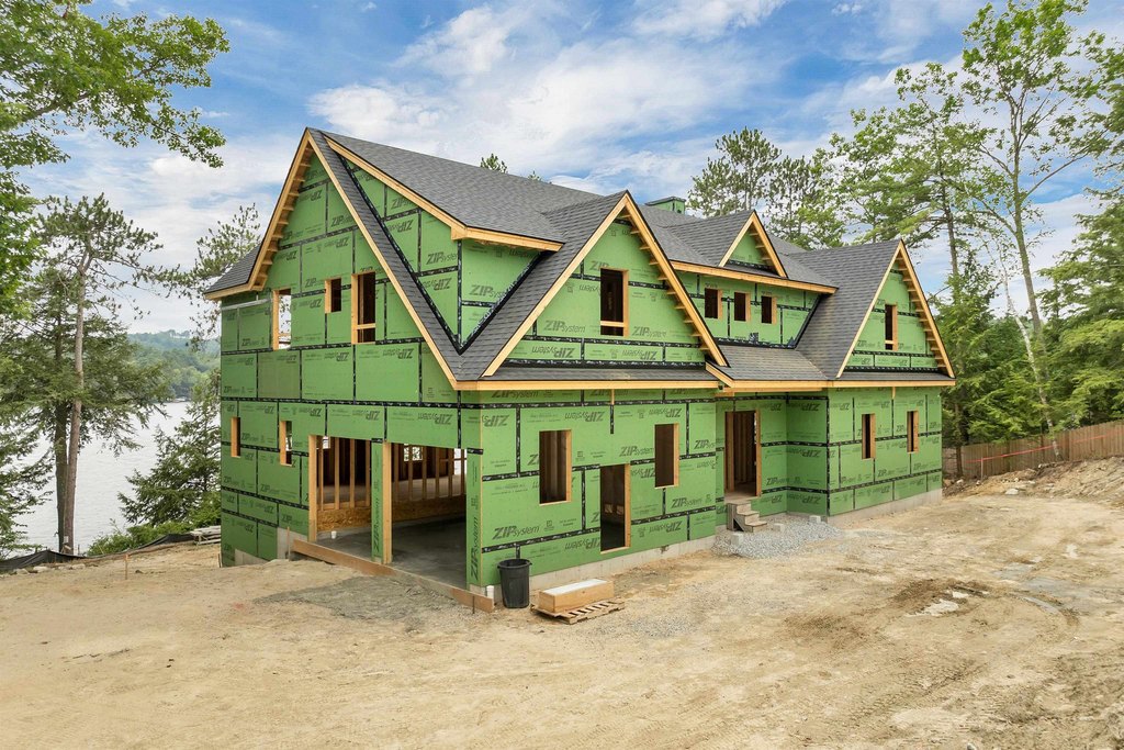 Meredith, New Hampshire, 03253, United States, 6 Bedrooms Bedrooms, ,6.5 BathroomsBathrooms,Residential,Forsale,1893919