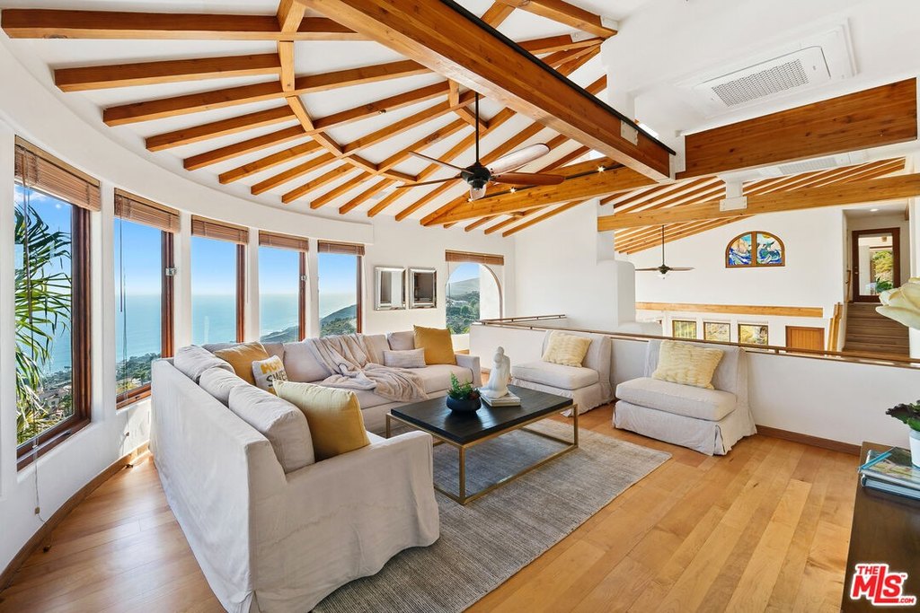 Malibu, California, 90265, United States, 6 Bedrooms Bedrooms, ,6 BathroomsBathrooms,Residential,Forsale,1904935