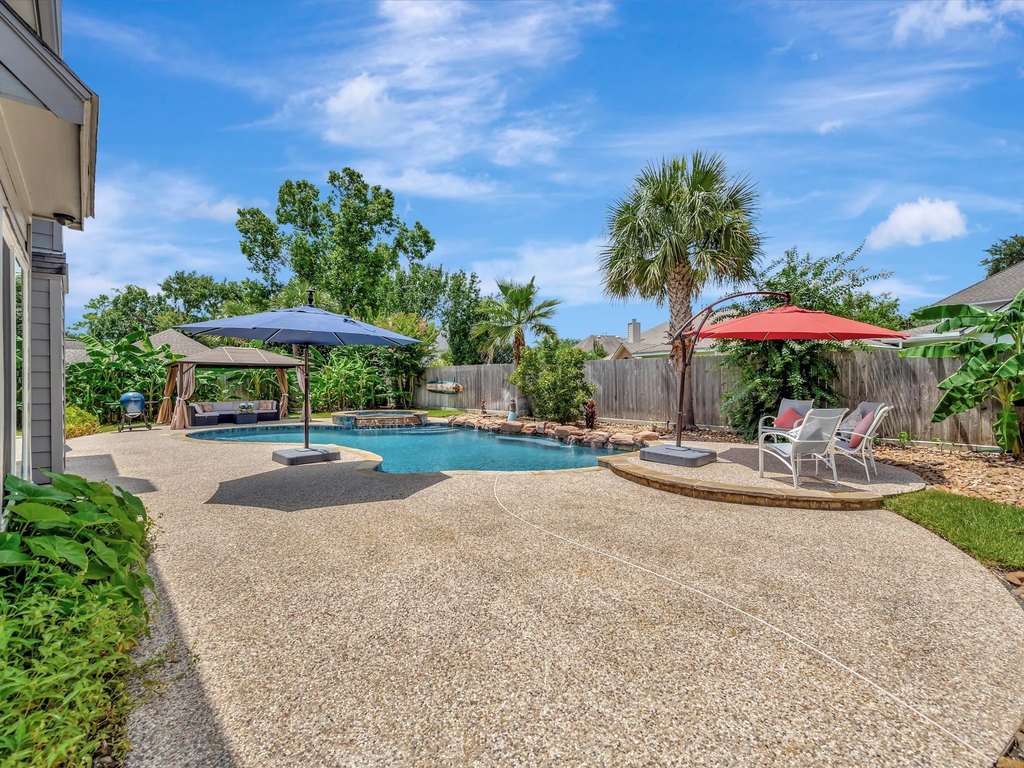 Houston, Texas, 77059, United States, 5 Bedrooms Bedrooms, ,3 BathroomsBathrooms,Residential,Forsale,1889154