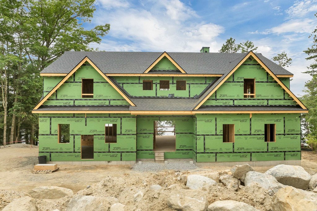 Meredith, New Hampshire, 03253, United States, 6 Bedrooms Bedrooms, ,6.5 BathroomsBathrooms,Residential,Forsale,1893919