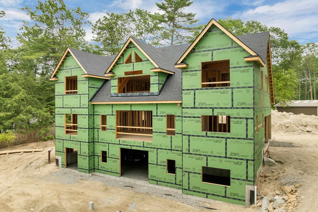 Meredith, New Hampshire, 03253, United States, 6 Bedrooms Bedrooms, ,6.5 BathroomsBathrooms,Residential,Forsale,1893919