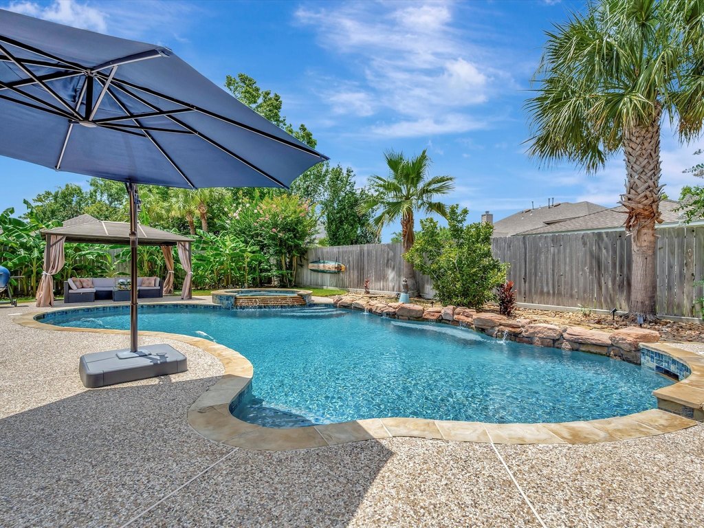Houston, Texas, 77059, United States, 5 Bedrooms Bedrooms, ,3 BathroomsBathrooms,Residential,Forsale,1889154