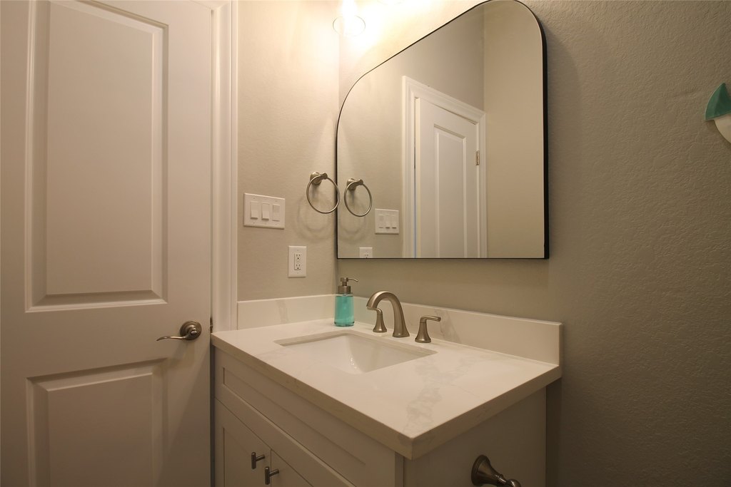 Freeport, Texas, 77541, United States, 3 Bedrooms Bedrooms, ,2.5 BathroomsBathrooms,Residential,Forsale,1909982