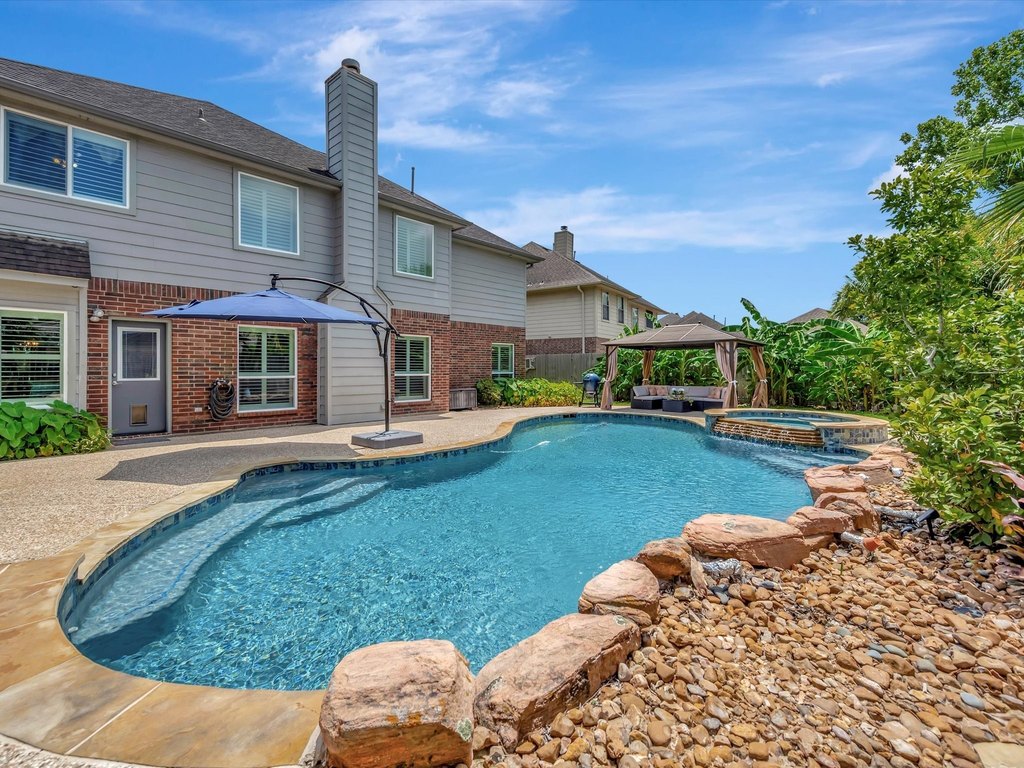 Houston, Texas, 77059, United States, 5 Bedrooms Bedrooms, ,3 BathroomsBathrooms,Residential,Forsale,1889154
