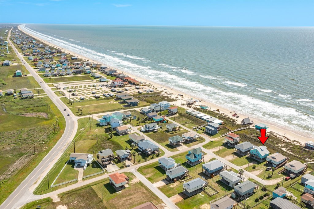 Surfside Beach, Texas, 77541, United States, 5 Bedrooms Bedrooms, ,3 BathroomsBathrooms,Residential,Forsale,1909981