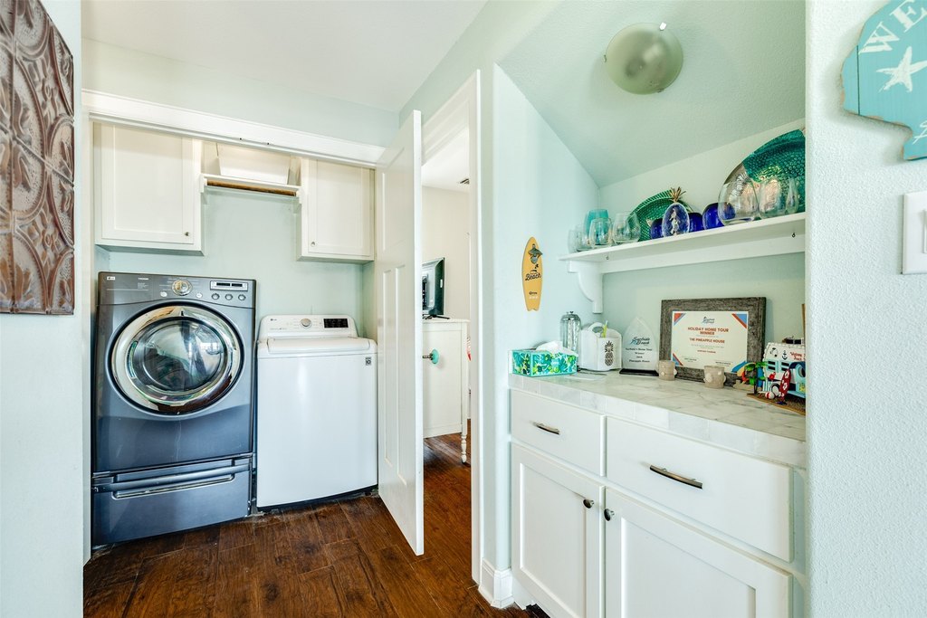 Surfside Beach, Texas, 77541, United States, 5 Bedrooms Bedrooms, ,3 BathroomsBathrooms,Residential,Forsale,1909981