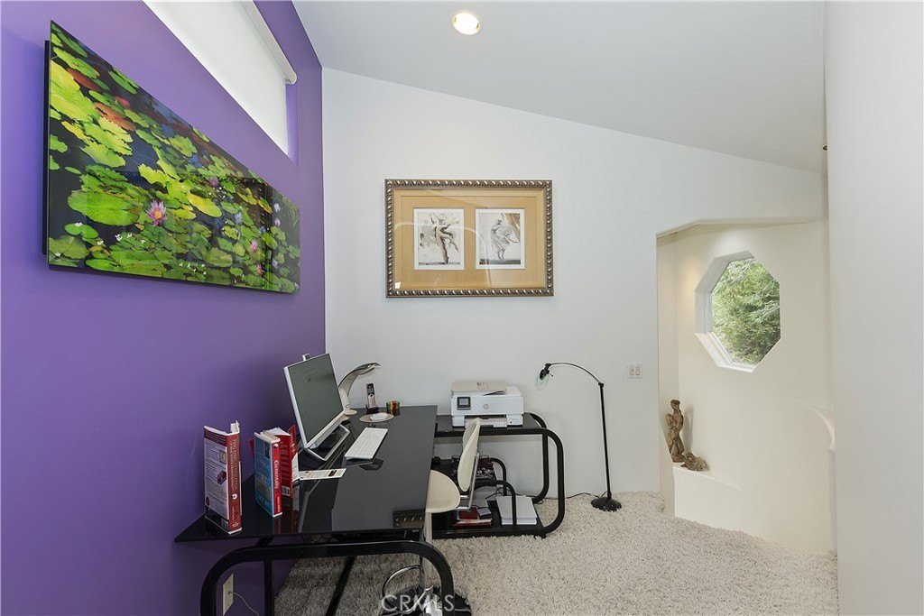 Lake Arrowhead, California, 92385, United States, 2 Bedrooms Bedrooms, ,2.5 BathroomsBathrooms,Residential,Forsale,1908063