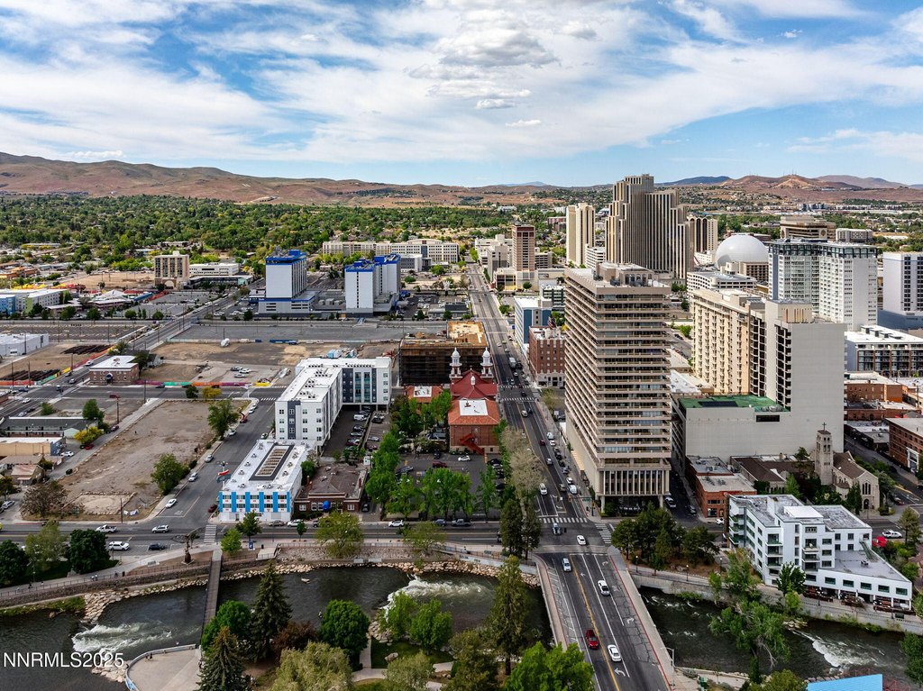Reno, Nevada, 89501, United States, 2 Bedrooms Bedrooms, ,2 BathroomsBathrooms,Residential,Forsale,1910320