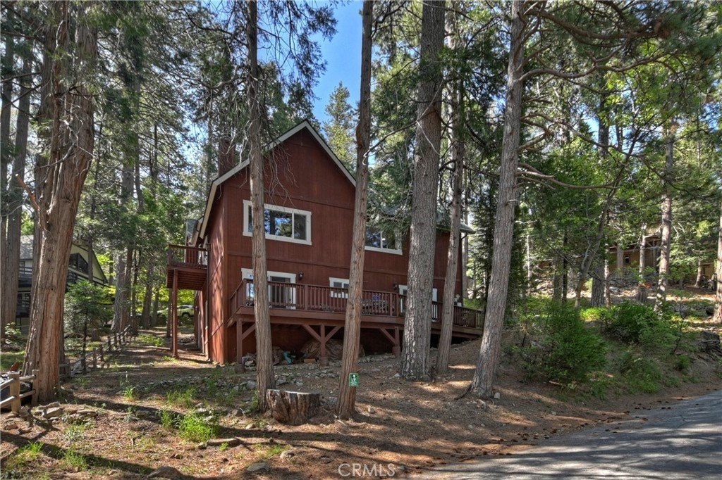 Lake Arrowhead, California, 92352, United States, 3 Bedrooms Bedrooms, ,2 BathroomsBathrooms,Residential,Forsale,1934028