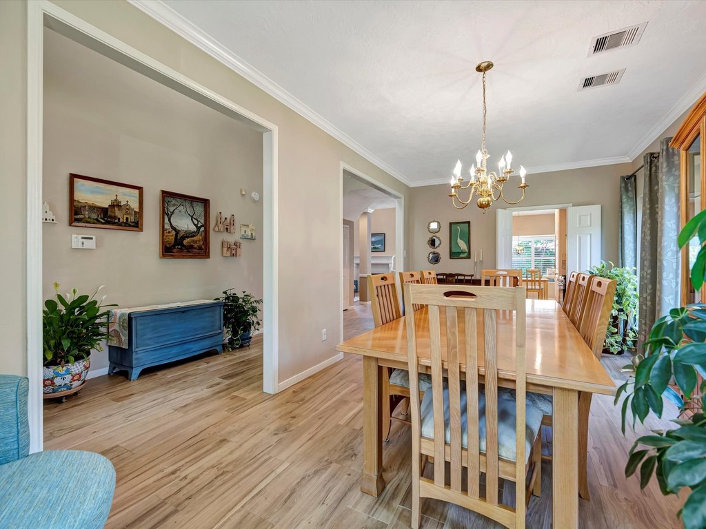 Houston, Texas, 77059, United States, 5 Bedrooms Bedrooms, ,3 BathroomsBathrooms,Residential,Forsale,1889154