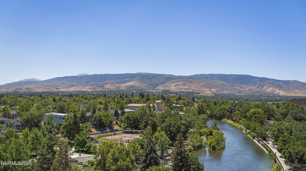 Reno, Nevada, 89501, United States, 2 Bedrooms Bedrooms, ,2 BathroomsBathrooms,Residential,Forsale,1910320