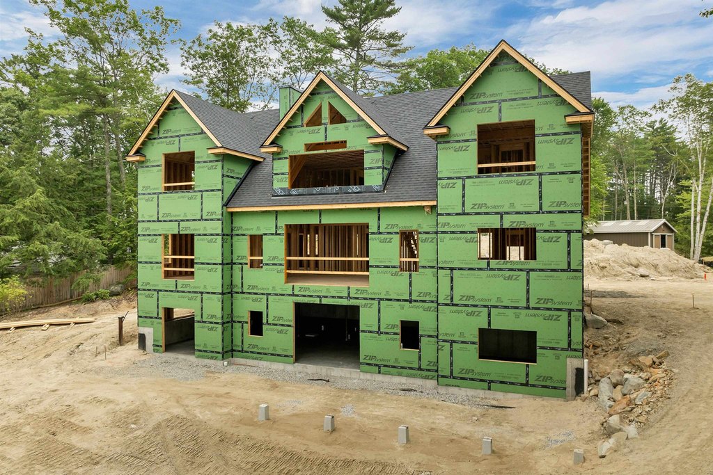 Meredith, New Hampshire, 03253, United States, 6 Bedrooms Bedrooms, ,6.5 BathroomsBathrooms,Residential,Forsale,1893919