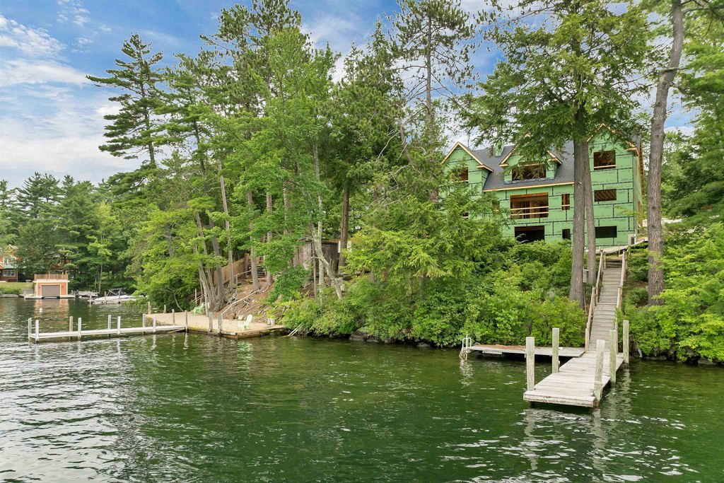 Meredith, New Hampshire, 03253, United States, 6 Bedrooms Bedrooms, ,6.5 BathroomsBathrooms,Residential,Forsale,1893919