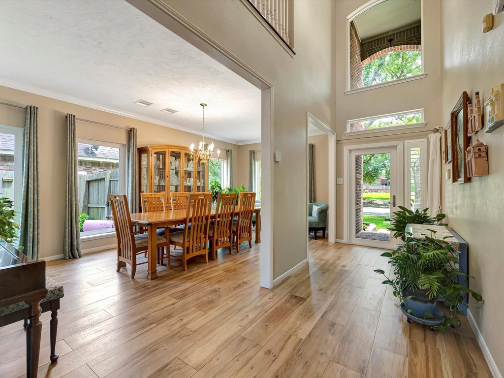 Houston, Texas, 77059, United States, 5 Bedrooms Bedrooms, ,3 BathroomsBathrooms,Residential,Forsale,1889154