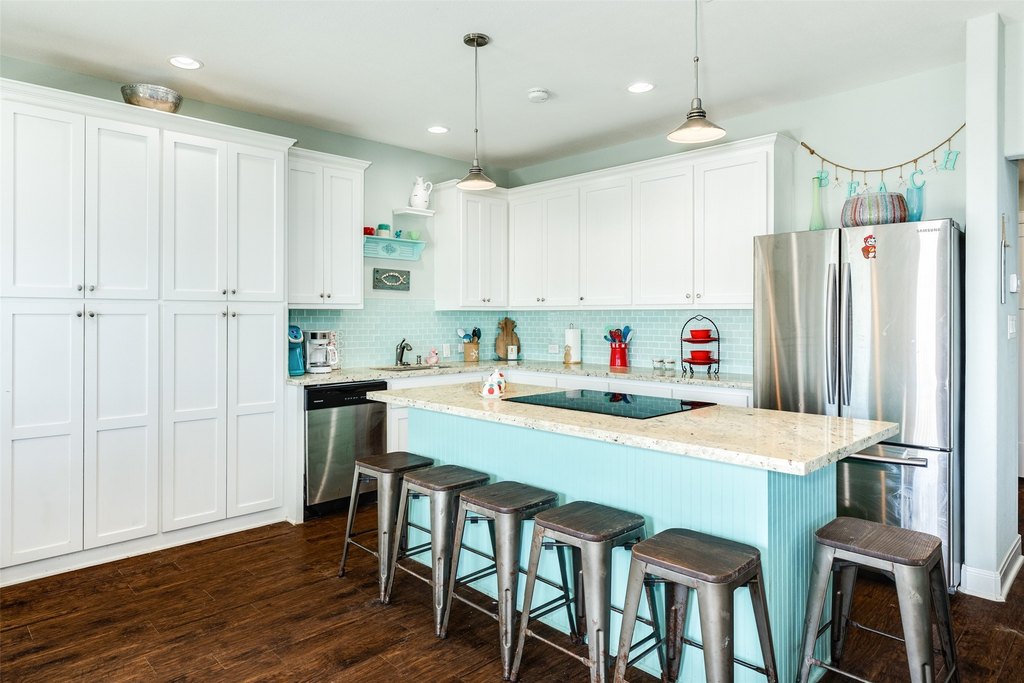 Surfside Beach, Texas, 77541, United States, 5 Bedrooms Bedrooms, ,3 BathroomsBathrooms,Residential,Forsale,1909981