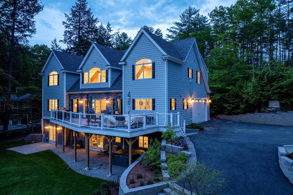 Meredith, New Hampshire, 03253, United States, 6 Bedrooms Bedrooms, ,6.5 BathroomsBathrooms,Residential,Forsale,1893919