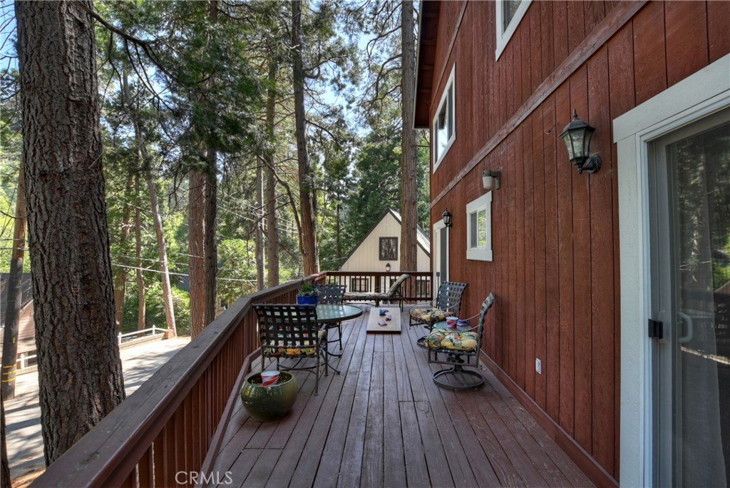 Lake Arrowhead, California, 92352, United States, 3 Bedrooms Bedrooms, ,2 BathroomsBathrooms,Residential,Forsale,1934028