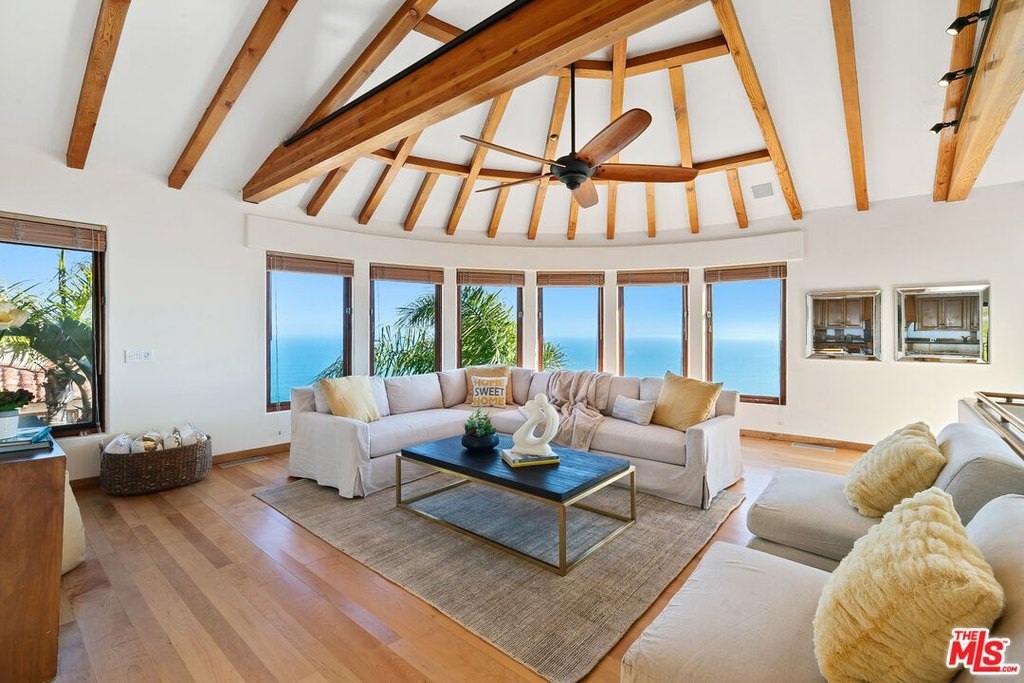Malibu, California, 90265, United States, 6 Bedrooms Bedrooms, ,6 BathroomsBathrooms,Residential,Forsale,1904935