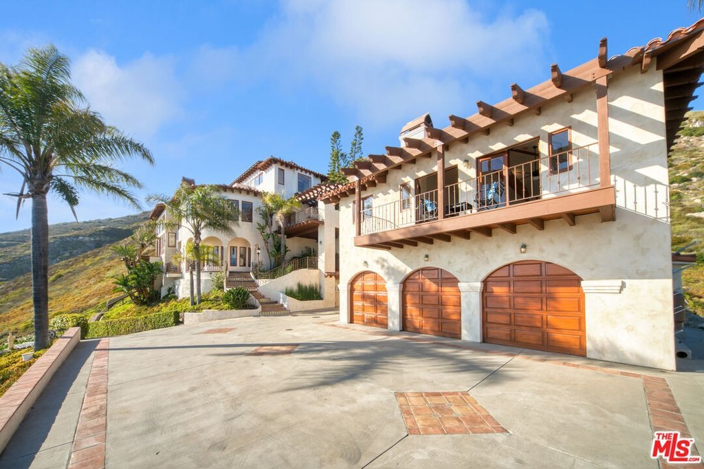 Malibu, California, 90265, United States, 6 Bedrooms Bedrooms, ,6 BathroomsBathrooms,Residential,Forsale,1904935