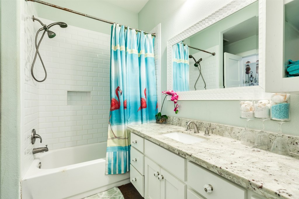 Surfside Beach, Texas, 77541, United States, 5 Bedrooms Bedrooms, ,3 BathroomsBathrooms,Residential,Forsale,1909981