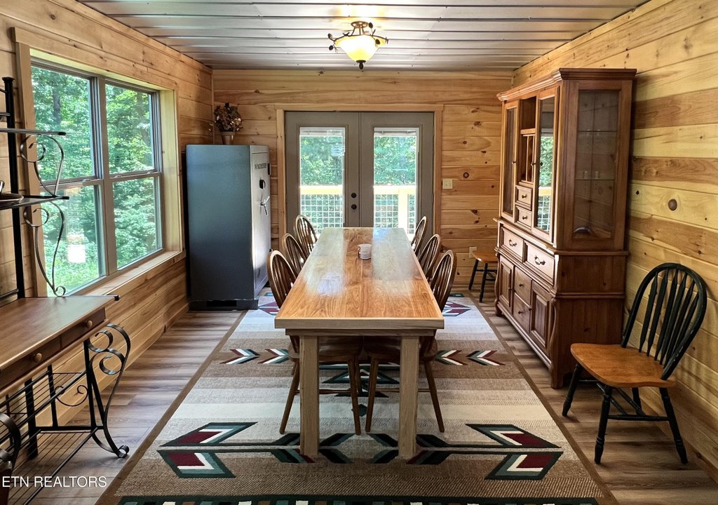 Jamestown, Tennessee, 38556, United States, 3 Bedrooms Bedrooms, ,3 BathroomsBathrooms,Residential,Forsale,1905422