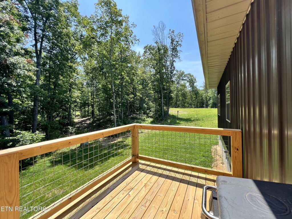 Jamestown, Tennessee, 38556, United States, 3 Bedrooms Bedrooms, ,3 BathroomsBathrooms,Residential,Forsale,1905422