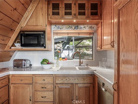 Crestline, California, 92325, United States, 3 Bedrooms Bedrooms, ,3 BathroomsBathrooms,Residential,Forsale,1908075