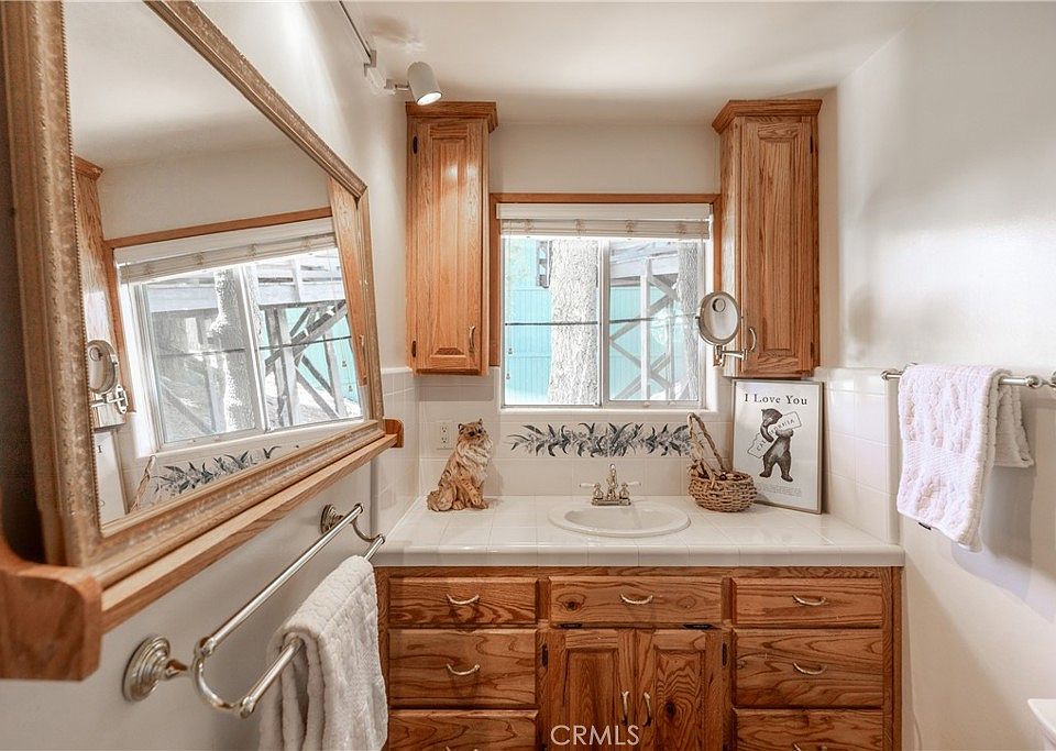 Crestline, California, 92325, United States, 3 Bedrooms Bedrooms, ,3 BathroomsBathrooms,Residential,Forsale,1908075