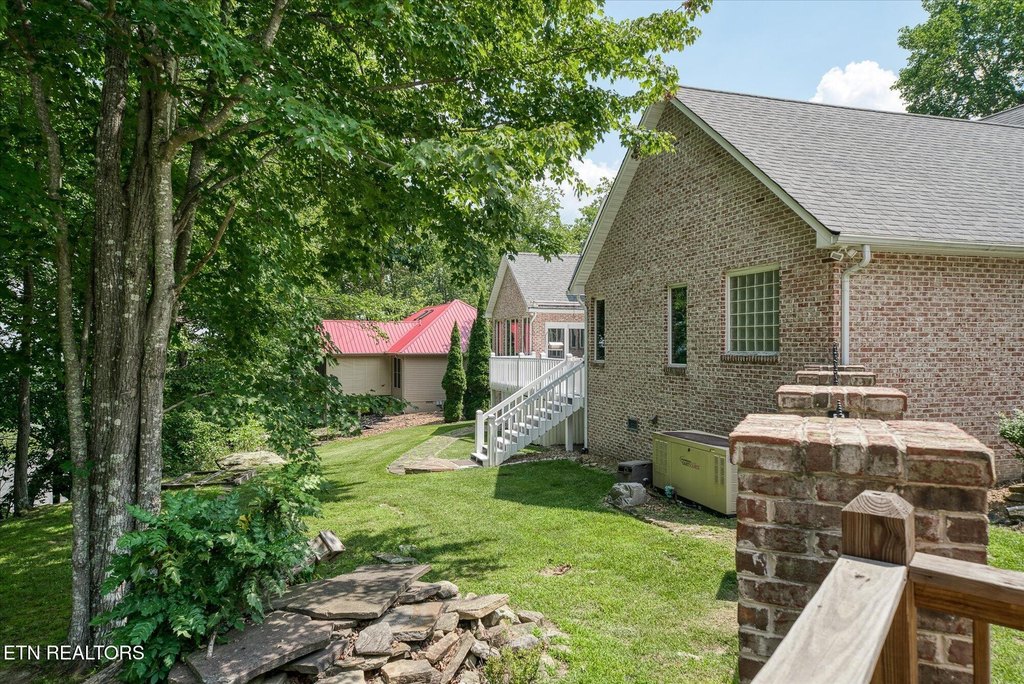Crossville, Tennessee, 38558, United States, 3 Bedrooms Bedrooms, ,2 BathroomsBathrooms,Residential,Forsale,1907861