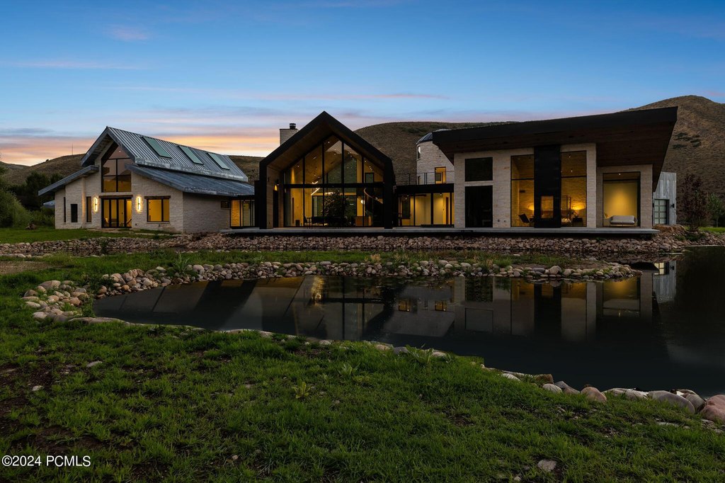 Peoa, Utah, 84061, United States, 5 Bedrooms Bedrooms, ,5.5 BathroomsBathrooms,Residential,Forsale,2004726