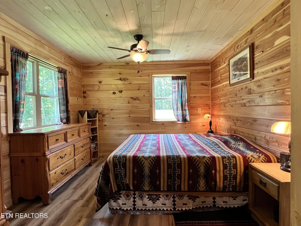 Jamestown, Tennessee, 38556, United States, 3 Bedrooms Bedrooms, ,3 BathroomsBathrooms,Residential,Forsale,1905422