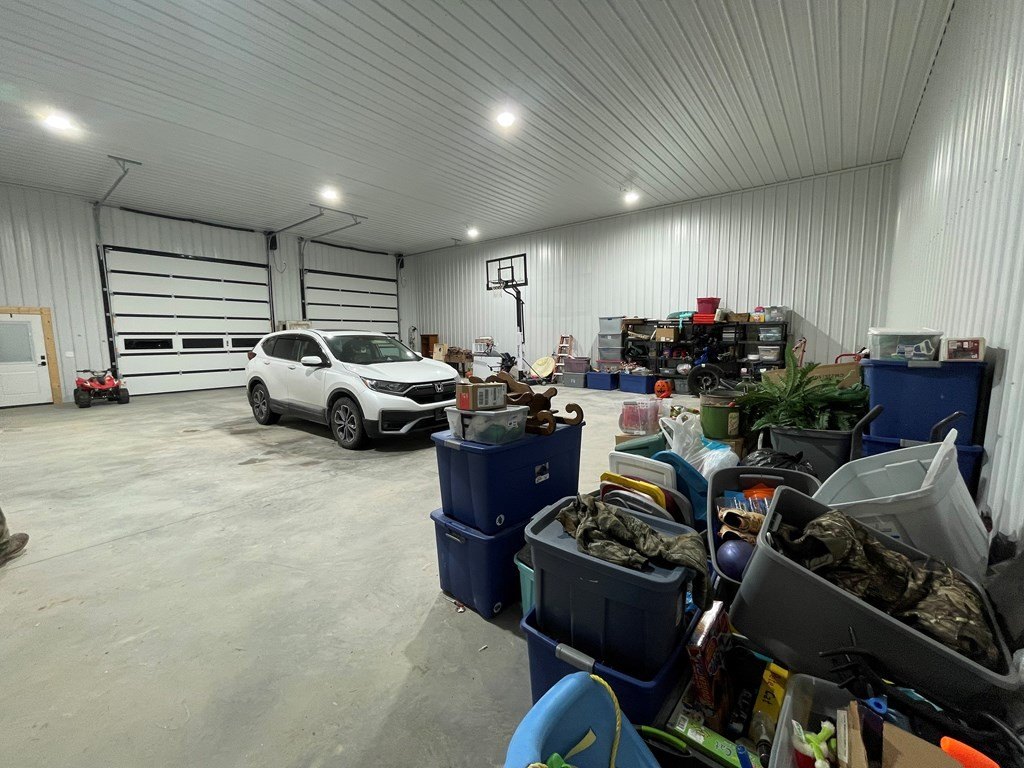 Jamestown, Tennessee, 38556, United States, 3 Bedrooms Bedrooms, ,2 BathroomsBathrooms,Residential,Forsale,1886026