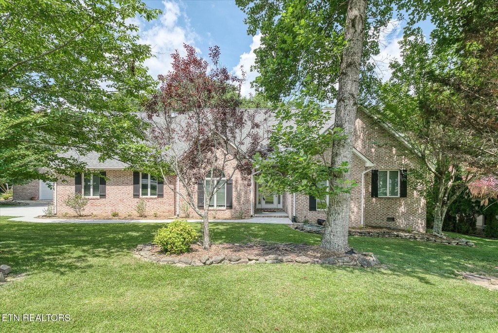 Crossville, Tennessee, 38558, United States, 3 Bedrooms Bedrooms, ,2 BathroomsBathrooms,Residential,Forsale,1907861