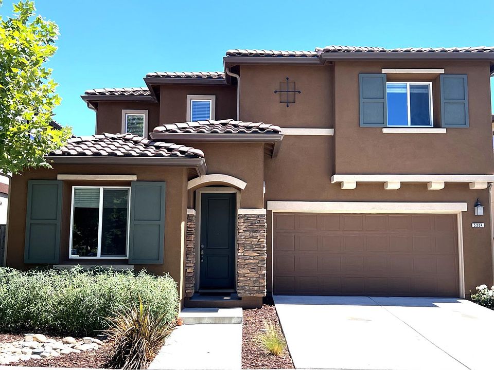 Rohnert Park, California, 94928, United States, 4 Bedrooms Bedrooms, ,3 BathroomsBathrooms,Residential,Forsale,1934046