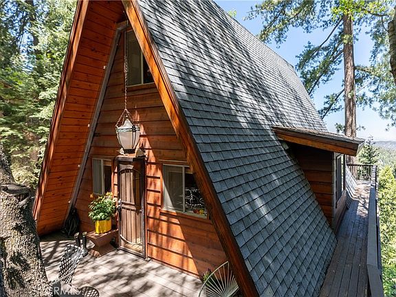 Crestline, California, 92325, United States, 3 Bedrooms Bedrooms, ,3 BathroomsBathrooms,Residential,Forsale,1908075