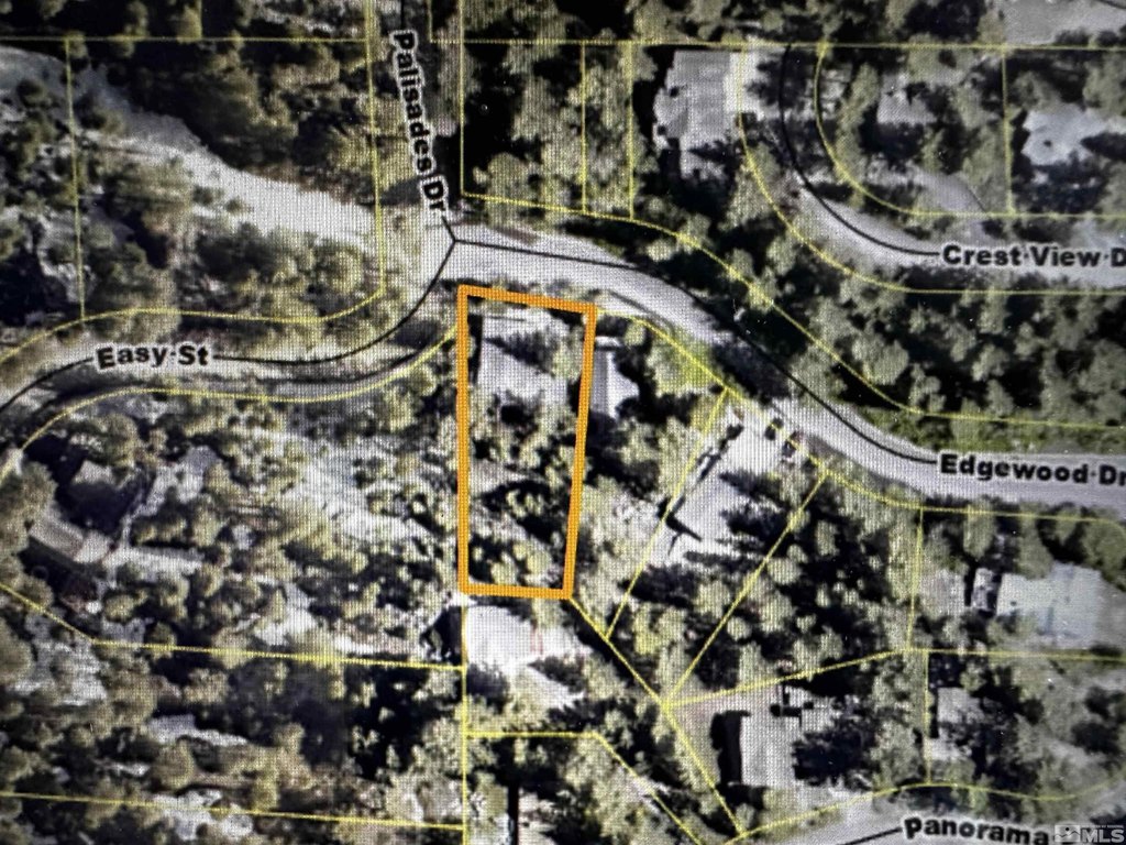 Stateline, Nevada, 89449, United States, 3 Bedrooms Bedrooms, ,2 BathroomsBathrooms,Residential,Forsale,1953734