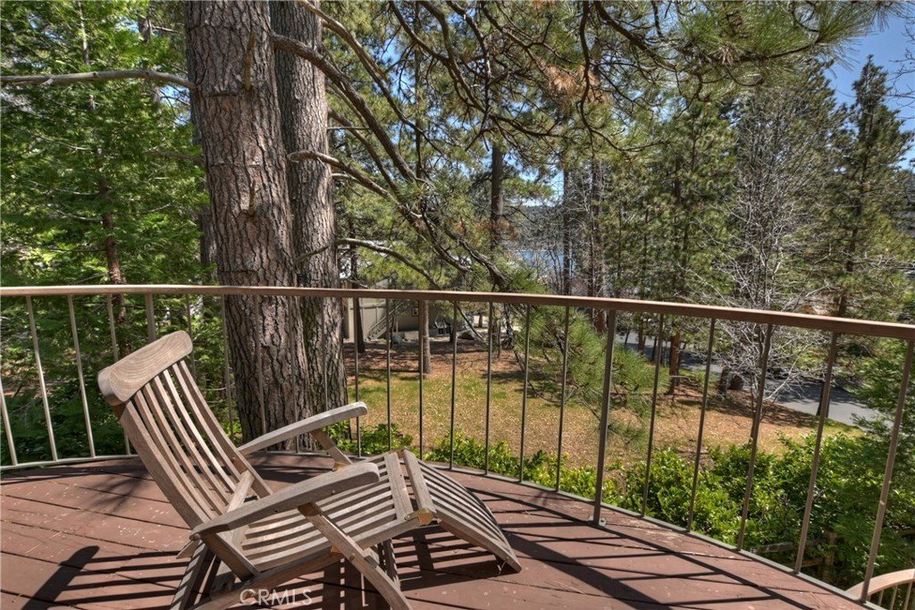 Lake Arrowhead, California, 92352, United States, 4 Bedrooms Bedrooms, ,4 BathroomsBathrooms,Residential,Forsale,1953297