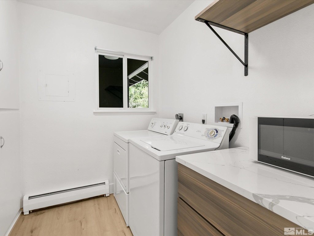 Stateline, Nevada, 89449, United States, 3 Bedrooms Bedrooms, ,2 BathroomsBathrooms,Residential,Forsale,1953734