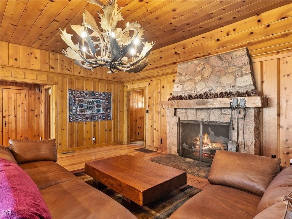 Glenbrook, Nevada, 89413, United States, 5 Bedrooms Bedrooms, ,4 BathroomsBathrooms,Residential,Forsale,1967382