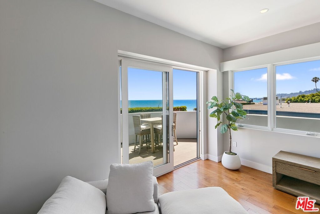 Malibu, California, 90265, United States, 3 Bedrooms Bedrooms, ,4 BathroomsBathrooms,Residential,Forsale,2001434