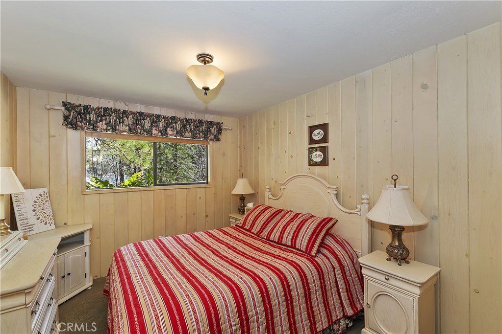 Lake Arrowhead, California, 92352, United States, 4 Bedrooms Bedrooms, ,4 BathroomsBathrooms,Residential,Forsale,1953297