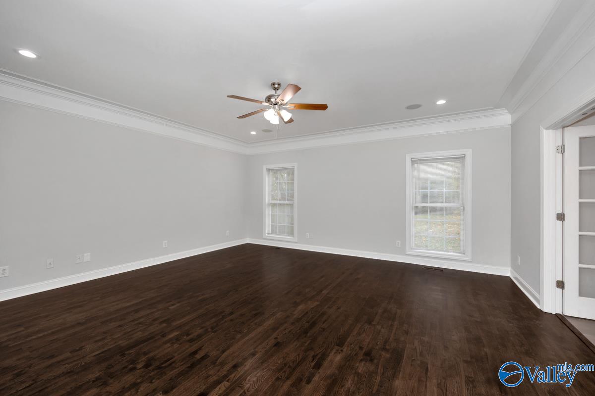 Madison, Alabama, 35758, United States, 5 Bedrooms Bedrooms, ,3 BathroomsBathrooms,Residential,Forsale,1997973